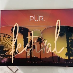 Put Festival eyeshadow palette